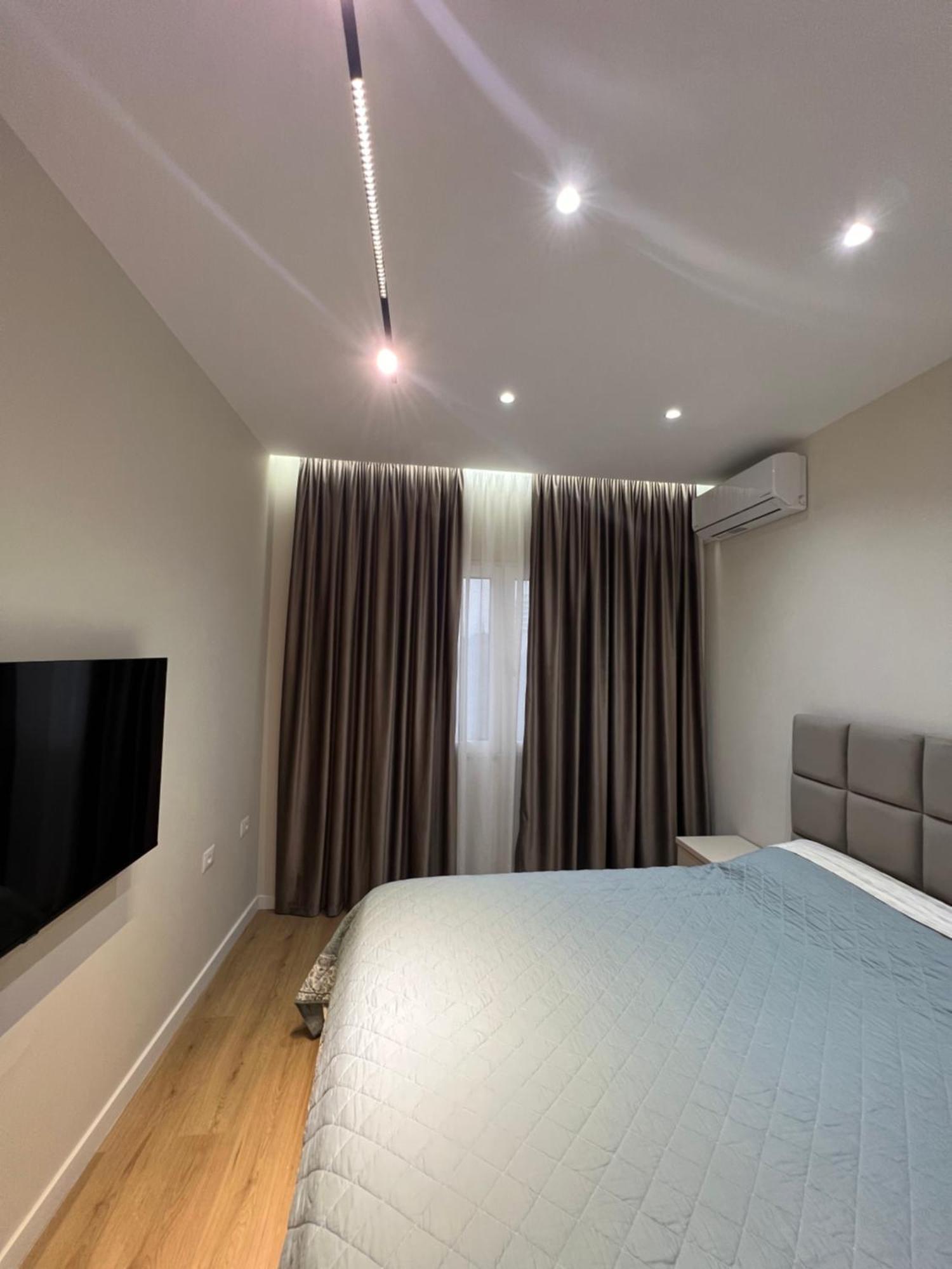 Cozy 2 Apartment Tirana